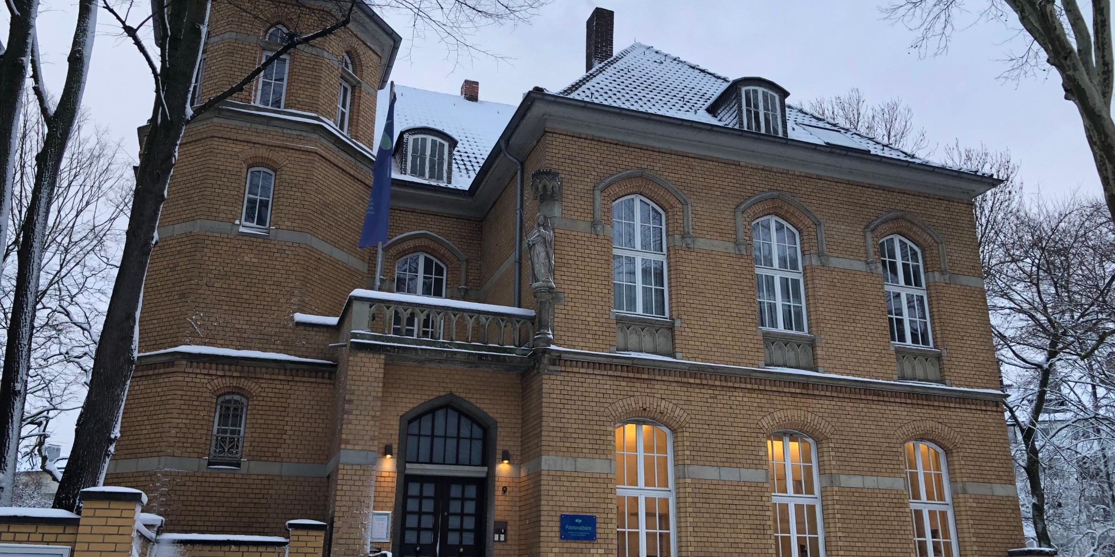 Pastoralbüro_Winter