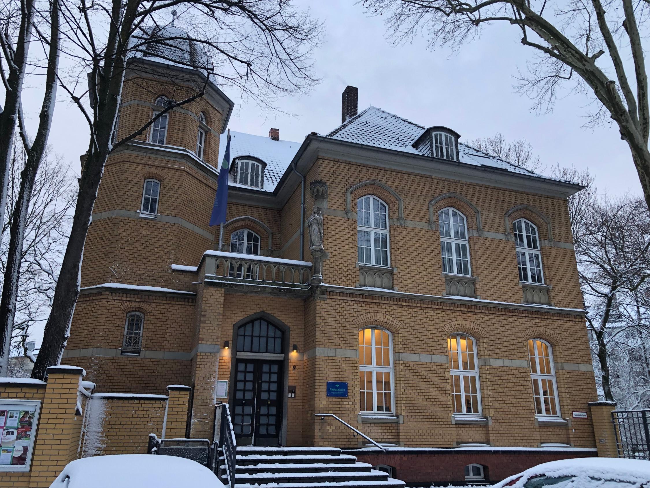 Pastoralbüro_Winter