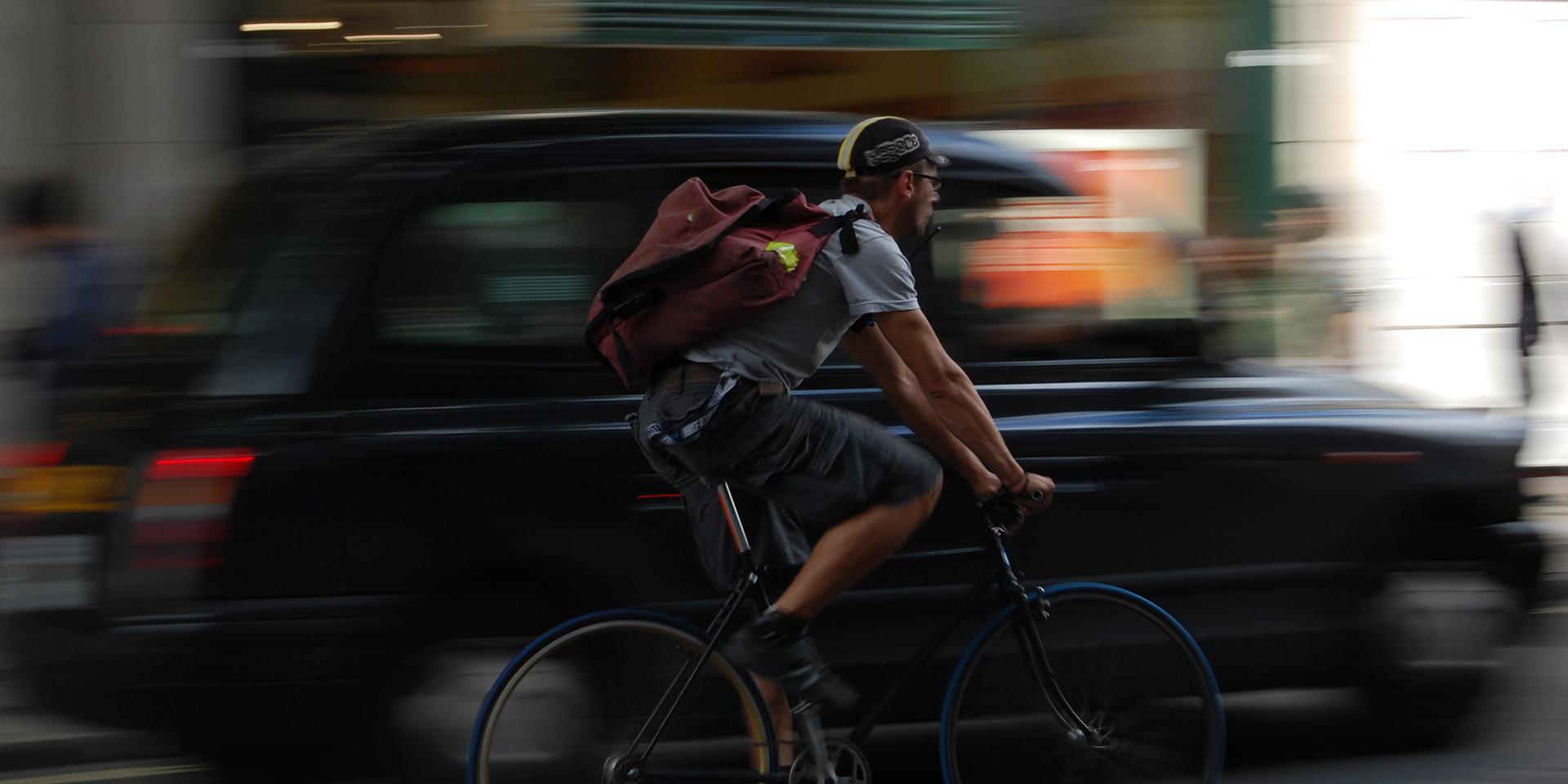 Radfahrer im Straßenverkehr