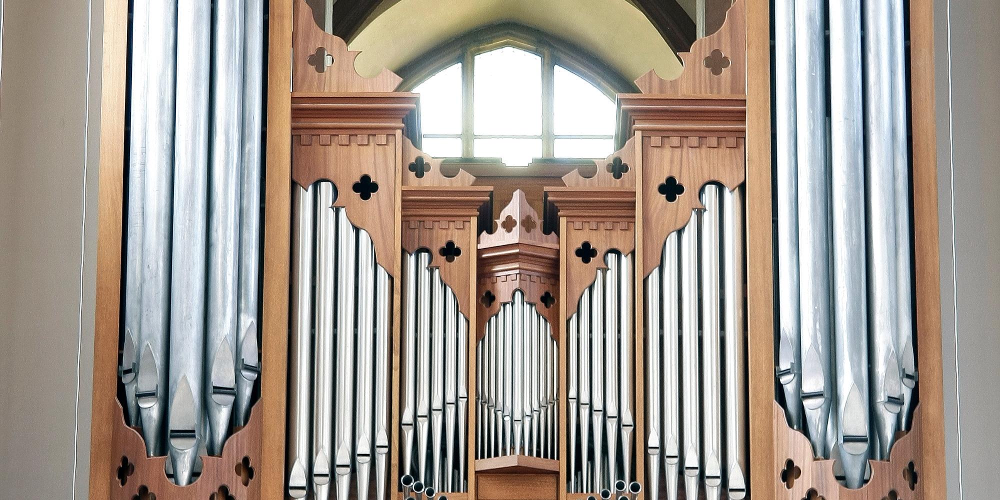 Herz Jesu_ Becker Orgel