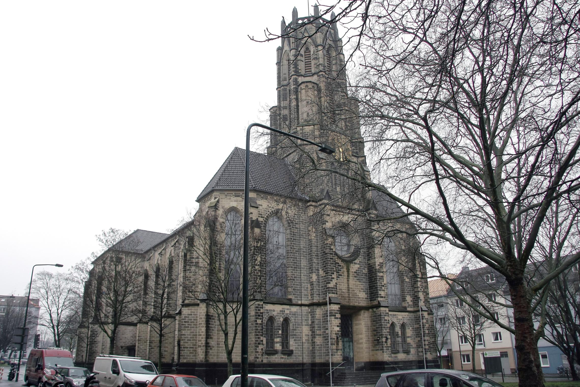 Kirche Heilige Dreifaltigkeit - Außenansicht